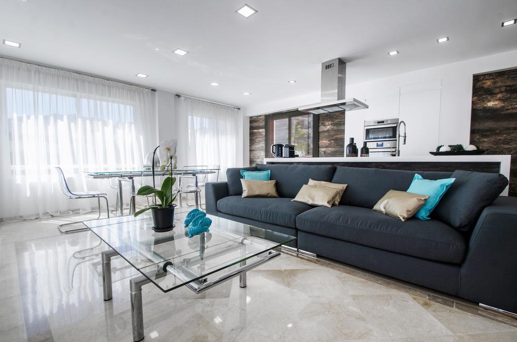 Gorgeous 170 Sq.M. Penthouse With Sea View Terraces Apartment Benalmadena Bagian luar foto